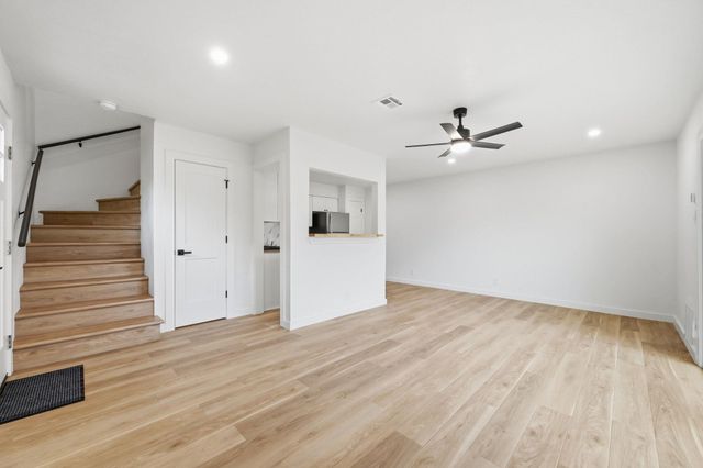 4908 West Gate BLVD 102, Austin, TX 78745