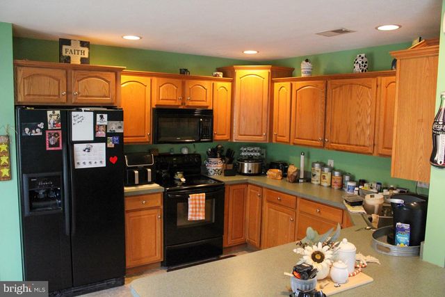 68 SCENIC DR, Capon Bridge, WV 26711