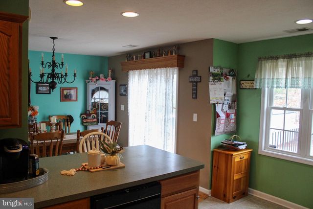 68 SCENIC DR, Capon Bridge, WV 26711