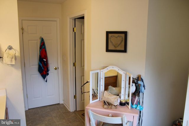 68 SCENIC DR, Capon Bridge, WV 26711