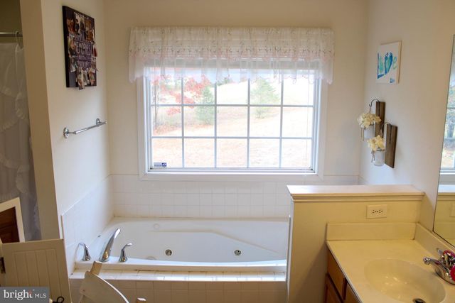 68 SCENIC DR, Capon Bridge, WV 26711