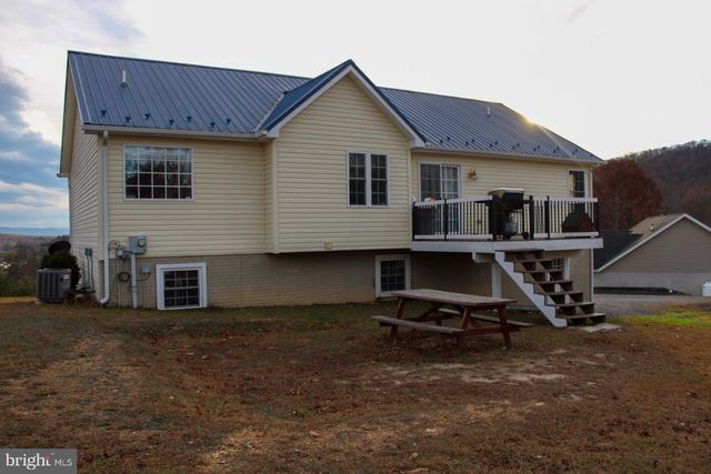 68 SCENIC DR, Capon Bridge, WV 26711