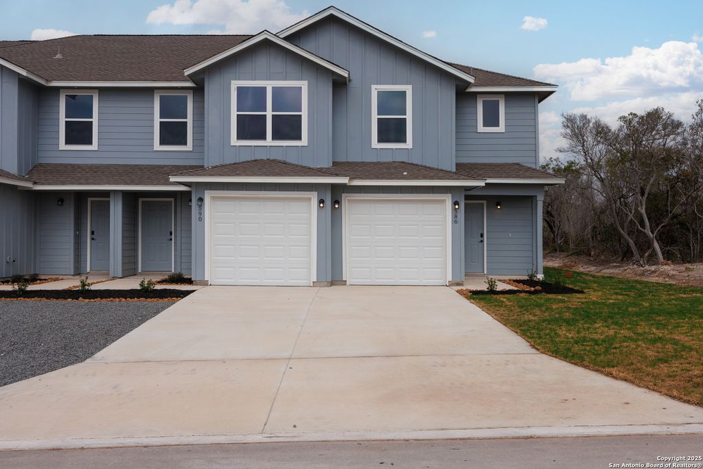 586 Abigail, San Antonio, TX 78253