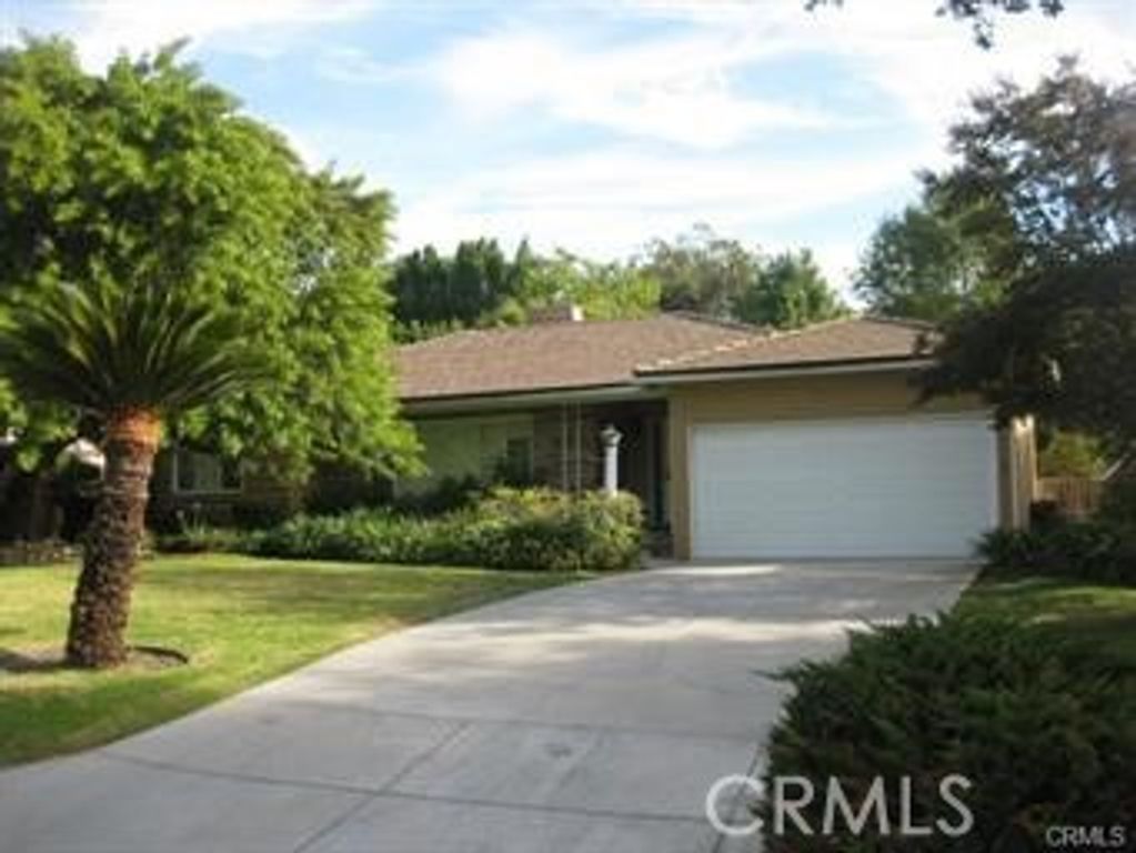 28 S Golden West Avenue, Arcadia, CA 91007