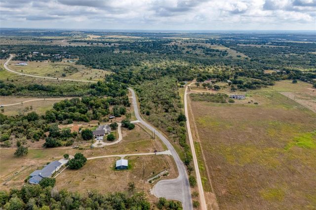 140 Spanish Oaks BLVD, Lockhart, TX 78644