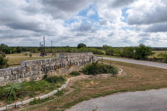 140 Spanish Oaks BLVD, Lockhart, TX 78644