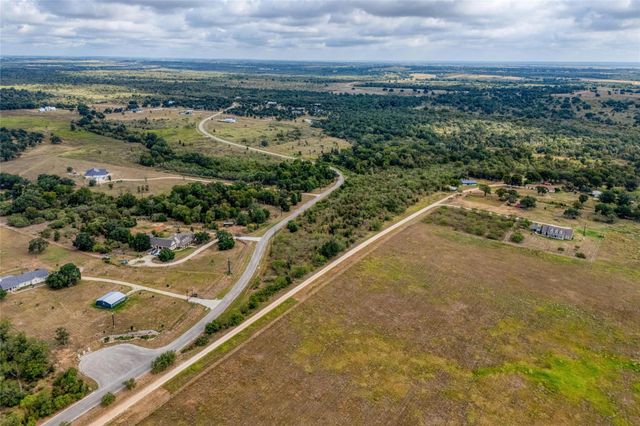 140 Spanish Oaks BLVD, Lockhart, TX 78644
