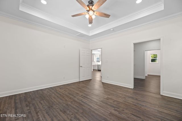 711 Byrd St, Clinton, TN 37716