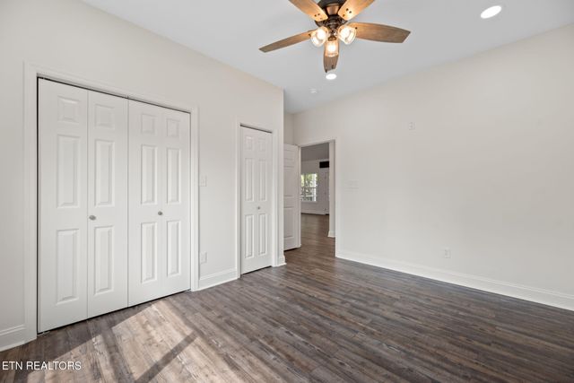 711 Byrd St, Clinton, TN 37716