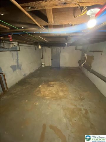948 West Maple Street, Allentown City, PA 18102