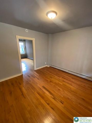 948 West Maple Street, Allentown City, PA 18102