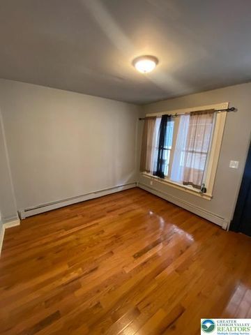 948 West Maple Street, Allentown City, PA 18102