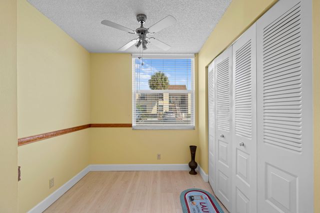 10 Willowbrook Lane 104, Delray Beach, FL 33446