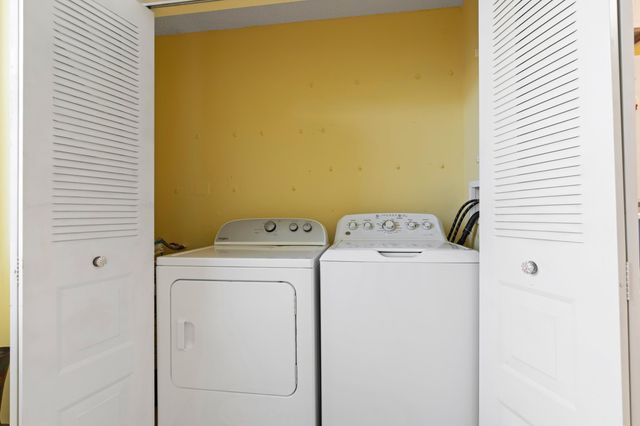 10 Willowbrook Lane 104, Delray Beach, FL 33446