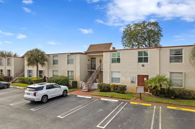 10 Willowbrook Lane 104, Delray Beach, FL 33446