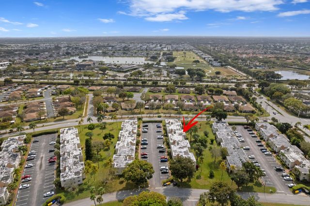 10 Willowbrook Lane 104, Delray Beach, FL 33446
