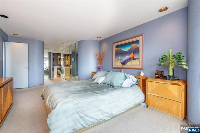 6 Horizon Road 2702, Fort Lee, NJ 07024