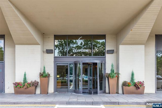 6 Horizon Road 2702, Fort Lee, NJ 07024