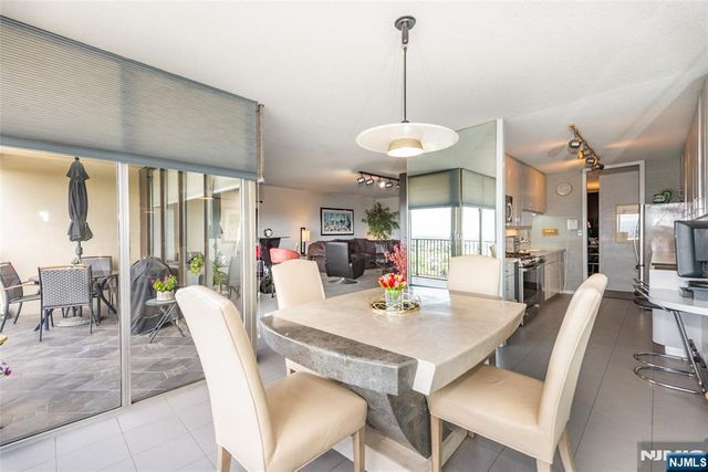 6 Horizon Road 2702, Fort Lee, NJ 07024