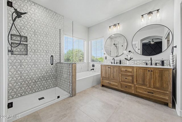 4326 W KENAI Drive, New River, AZ 85087