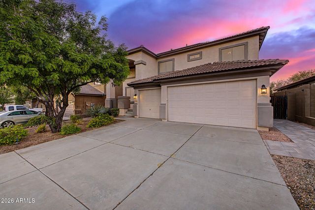 4326 W KENAI Drive, New River, AZ 85087