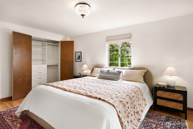 6049 Princeton Avenue NE, Seattle, WA 98115