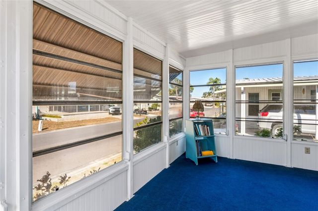 7777 46TH AVENUE N 74, St Petersburg, FL 33709