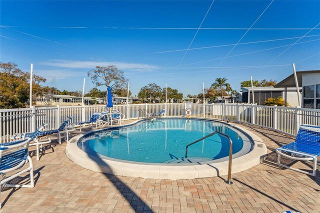 7777 46TH AVENUE N 74, St Petersburg, FL 33709