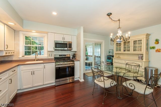 48 Oneida Ave, Oakland Boro, NJ 07436