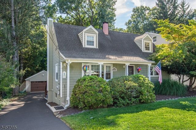48 Oneida Ave, Oakland Boro, NJ 07436