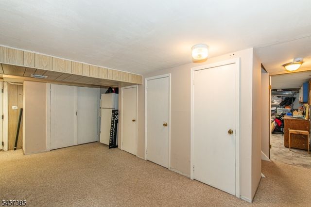 48 Oneida Ave, Oakland Boro, NJ 07436