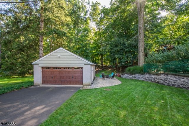 48 Oneida Ave, Oakland Boro, NJ 07436