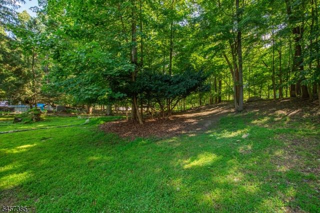 48 Oneida Ave, Oakland Boro, NJ 07436