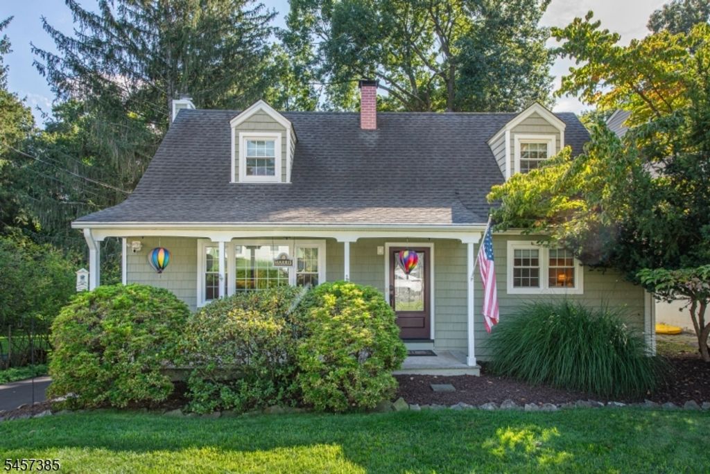 48 Oneida Ave, Oakland Boro, NJ 07436