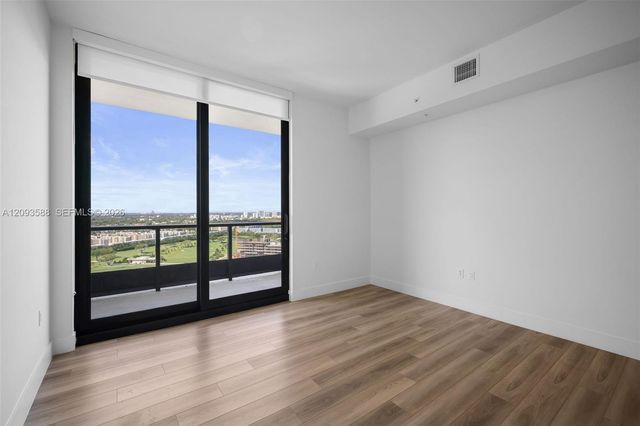 101 Diplomat Parkway 1907, Hallandale Beach, FL 33009