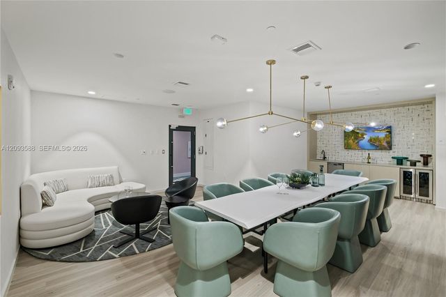 101 Diplomat Parkway 1907, Hallandale Beach, FL 33009