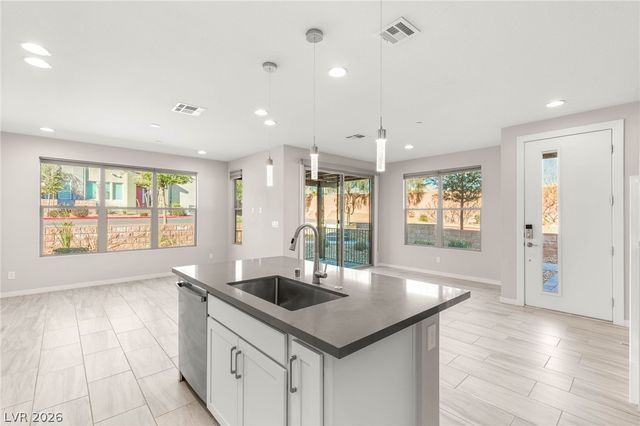 1246 Bow Peak Street 103, Las Vegas, NV 89135