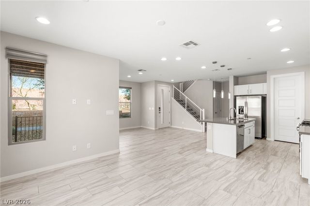 1246 Bow Peak Street 103, Las Vegas, NV 89135
