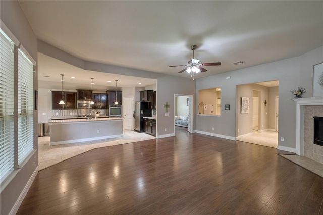 24511 Emerald Pool Falls Drive, Tomball, TX 77375