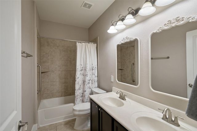 24511 Emerald Pool Falls Drive, Tomball, TX 77375