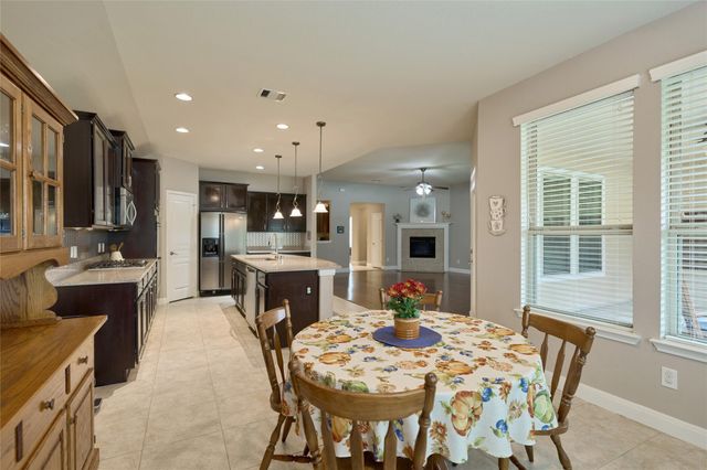 24511 Emerald Pool Falls Drive, Tomball, TX 77375