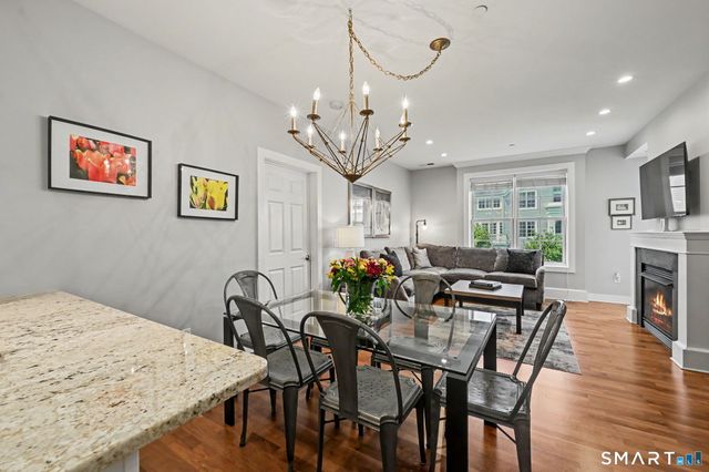 77 Havemeyer Lane 410, Stamford, CT 06902