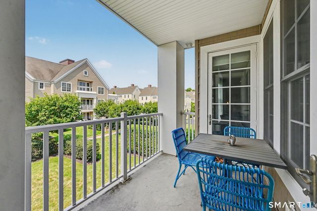 77 Havemeyer Lane 410, Stamford, CT 06902