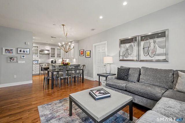 77 Havemeyer Lane 410, Stamford, CT 06902