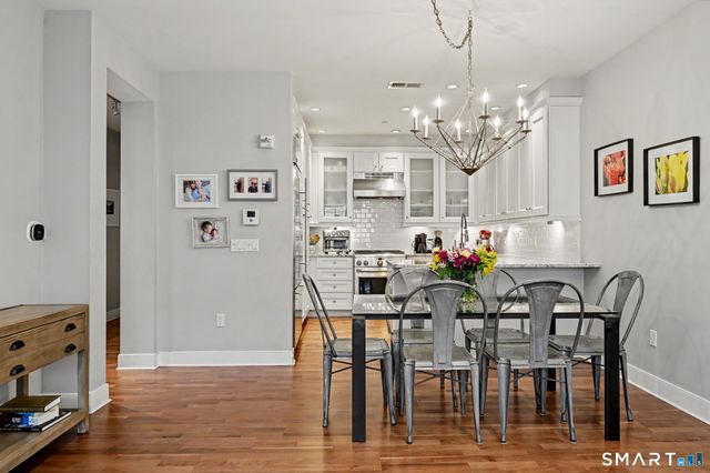 77 Havemeyer Lane 410, Stamford, CT 06902
