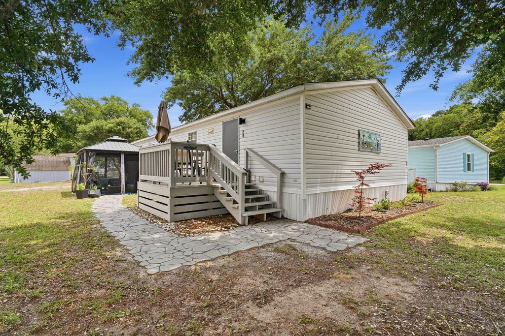 2 Musket St., Murrells Inlet, SC 29576