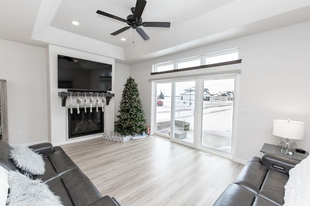 7485 15th Street S, Fargo, ND 58104