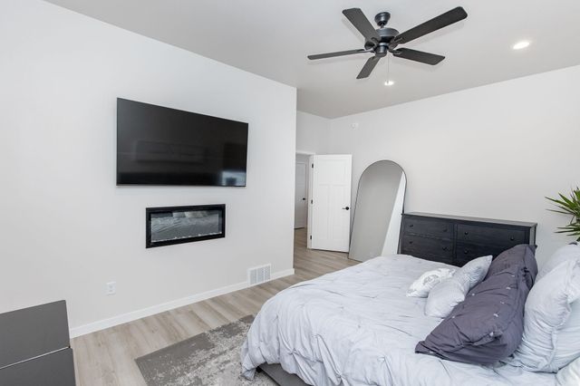 7485 15th Street S, Fargo, ND 58104