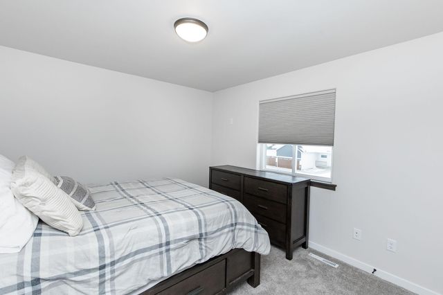 7485 15th Street S, Fargo, ND 58104