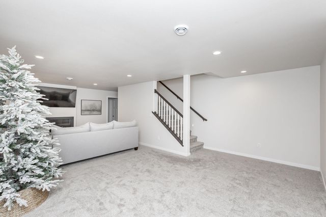 7485 15th Street S, Fargo, ND 58104